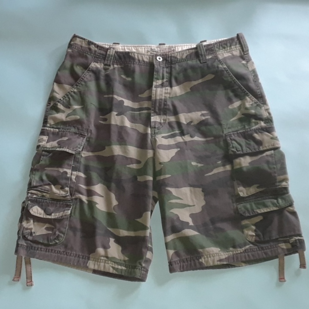 Unworn Size 36 Lee Dungarees Camo Cargo Shorts